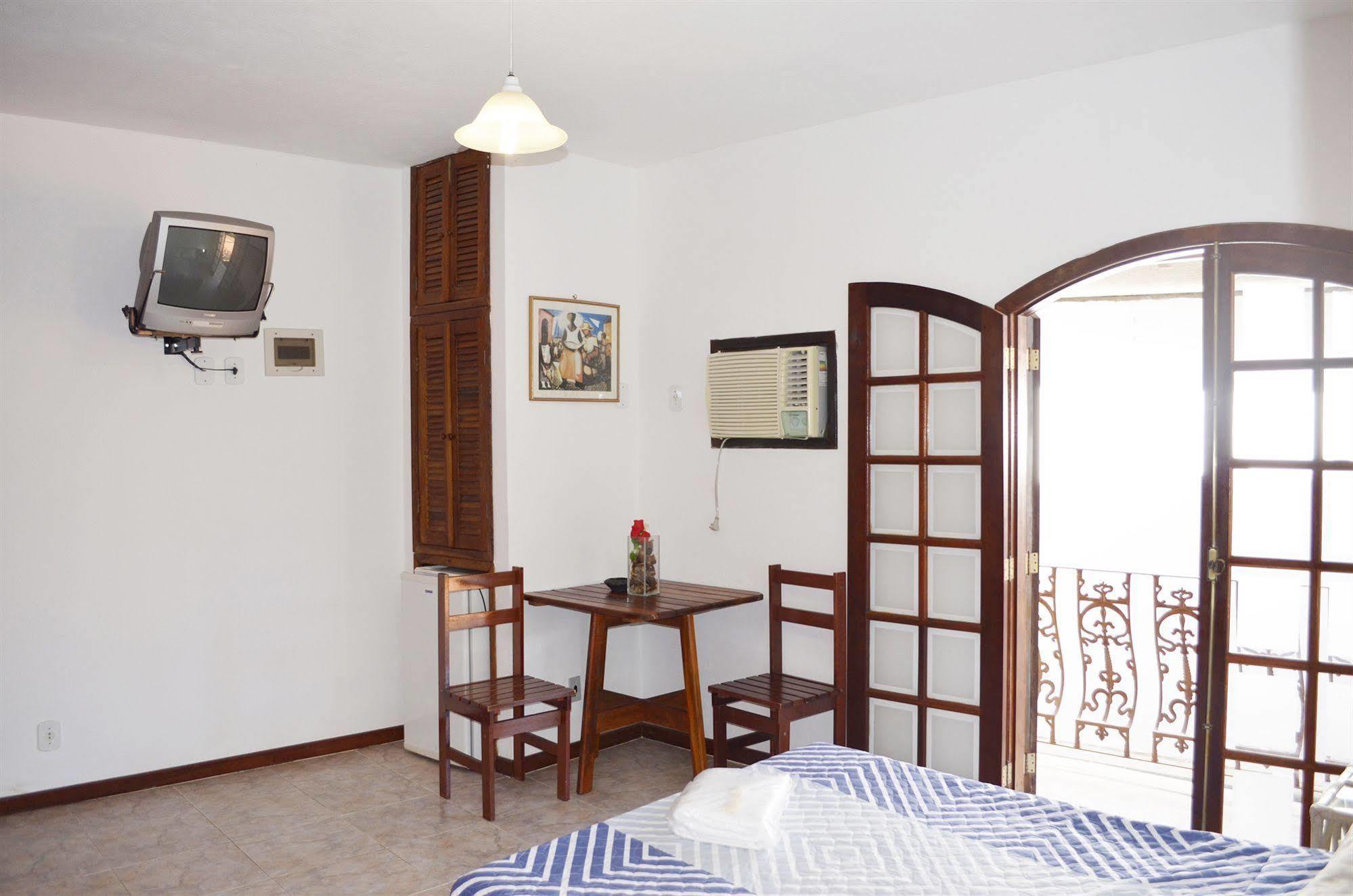 Pousada Das Rosas Miguel Pereira Buitenkant foto